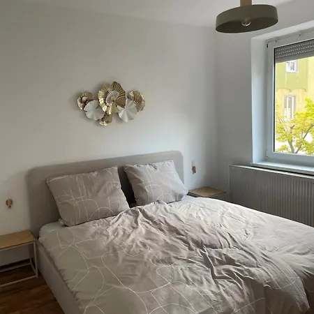 Appartement Modern & Cozy 4-room With Charm