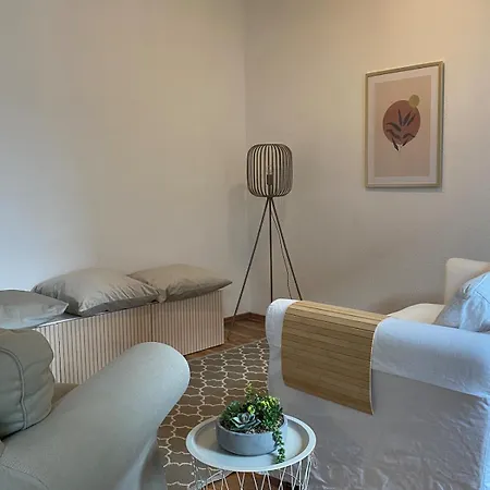 Modern & Cozy 4-room With Charm