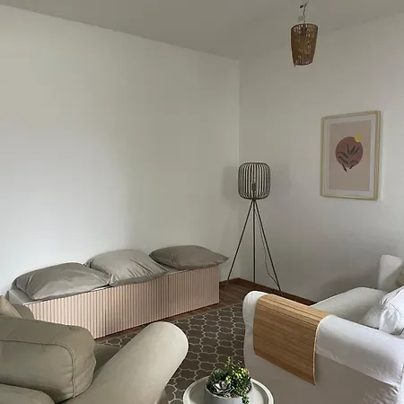 Modern & Cozy 4-room With Charm Apartamento